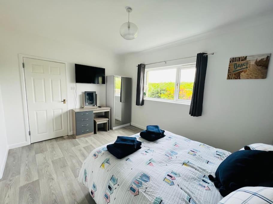 2 Bedroom Holiday Home In The Heart Of West Wales St Clears Exterior foto